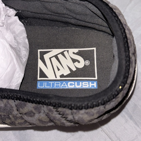 VANS Animal Print UltraCush Sneakers (Like New!) - Picture 3 of 8